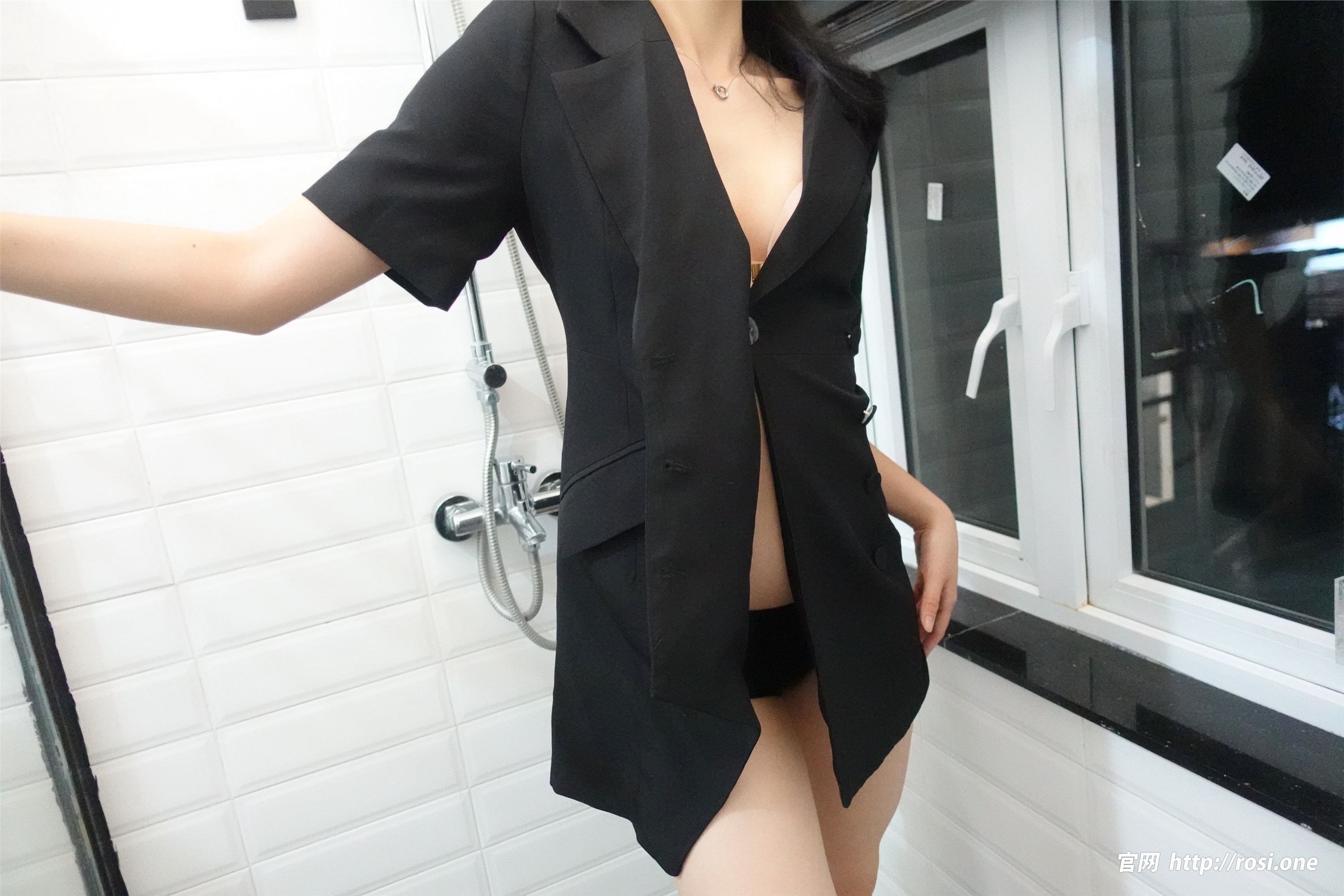 ROSI写真 2023.01.15 NO.4059